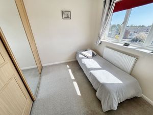 Bedroom- click for photo gallery